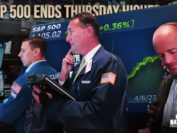 S&P 500 ends Thursday higher, but suffers its first down week in four